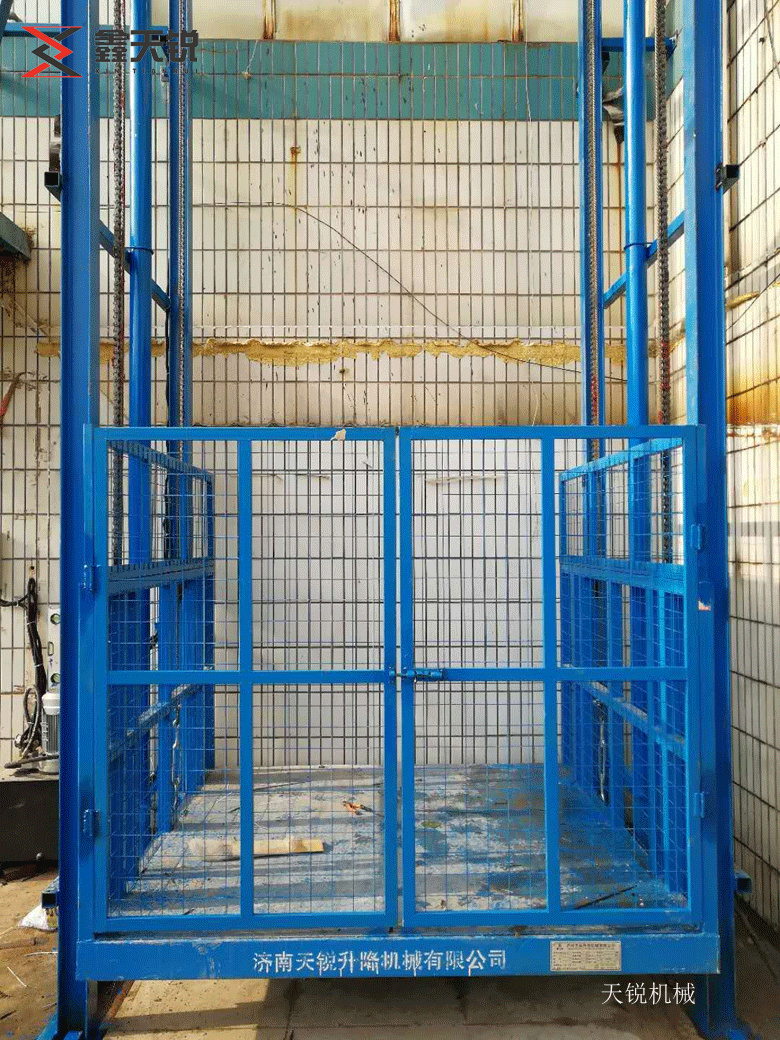 滨州室外贴墙导轨式升降机